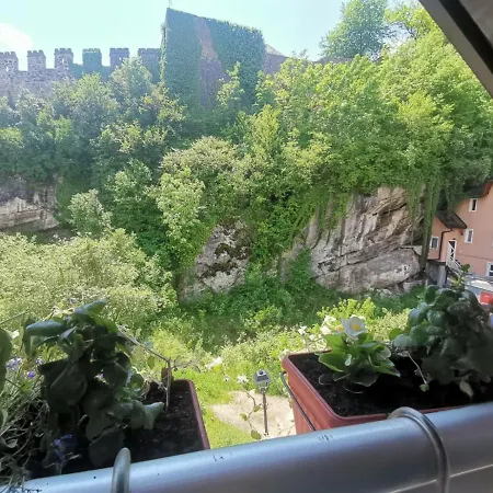 King's Cave Deluxe *