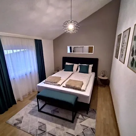 King's Cave Deluxe Daire Jajce