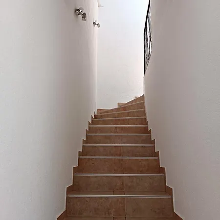 King's Cave Deluxe *