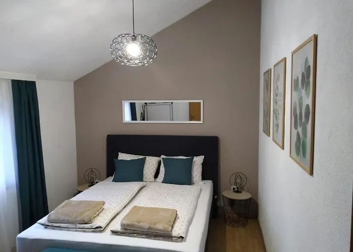 King's Cave Deluxe Jajca